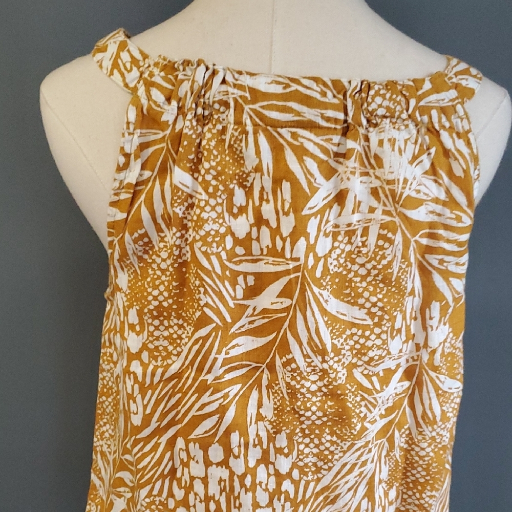 Christian Siriano Gold and White Ruffled Tank Top - Picture 6 of 13